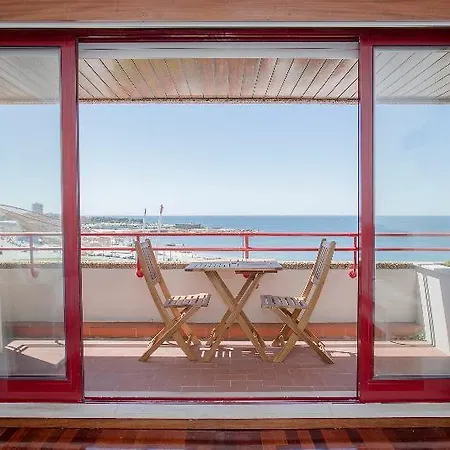 Apartment Sea